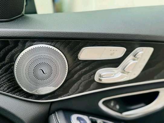 MERCEDES BENZ C200 EQ BOOST SUNROOF 2020MODEL image 2