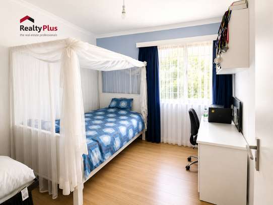 4 Bed House with En Suite at Loresho Crescent image 9