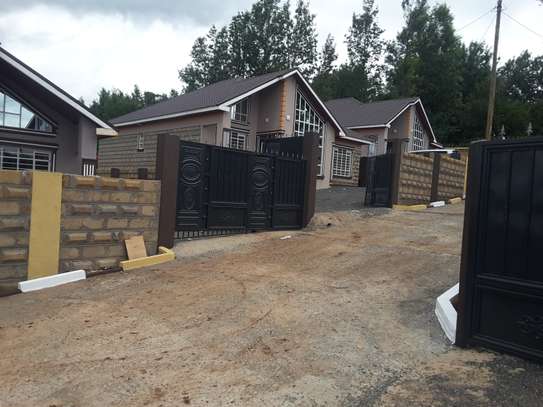 Amazing 3 BR Houses plus Sqs in Ngong image 8