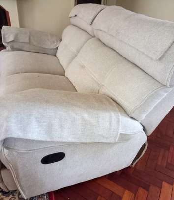 RECLINER 7 SEATER SOFA image 3