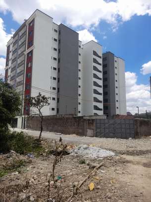 Modern Apartment with Balcony in Secure Building image 6