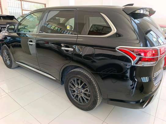 Mitsubishi RVR hybrid image 34