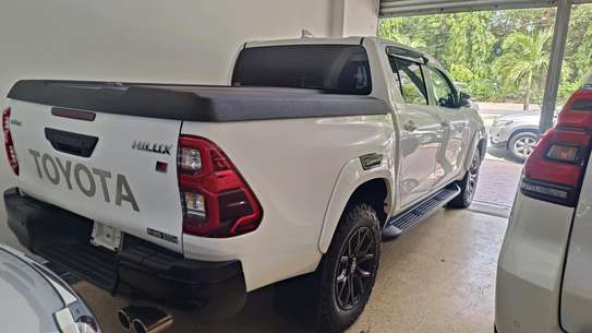 Toyota Hilux GR 2020 image 9