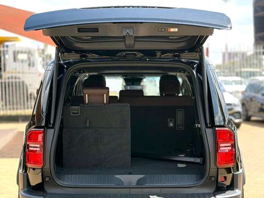 2024 Toyota land cruiser Prado VX image 6