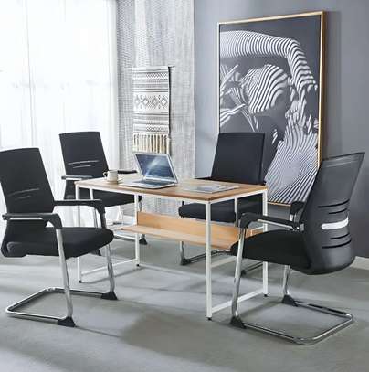 Ergonomic Mesh Visitor Chair image 4