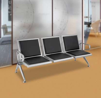 Hard Pad 3-Link Leather Waiting Bench image 7