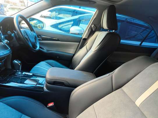 Toyota crown Athlete S 2018 Sunroof image 6