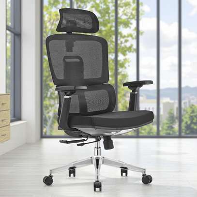 High-Back Ergonomic Mesh Office seat image 4