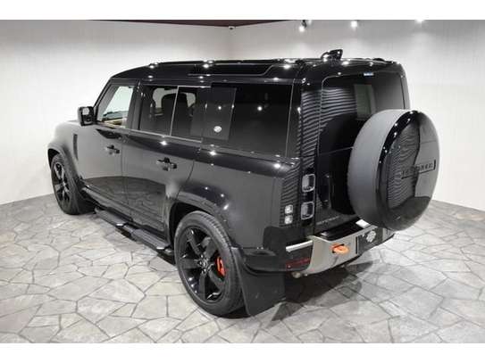 2022 LAND ROVER DEFENDER 110X D300 image 6