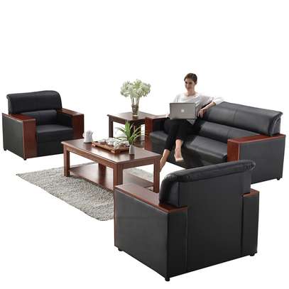 Office sofa: 5-seater executive office sofa image 2