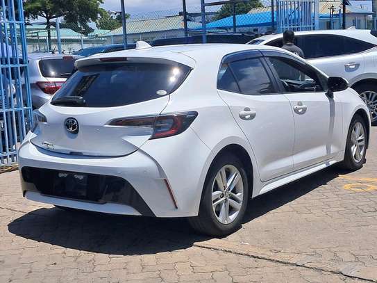Toyota Corolla 2023 Sedan White Fuel-Efficient image 5
