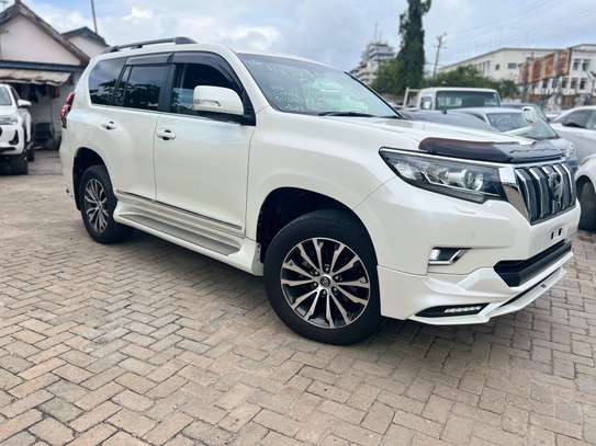Toyota land Cruiser Prado TX-l diesel 2019 image 4