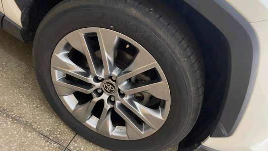 TOYOTA RAV 4 2019MODEL NORMAL image 2