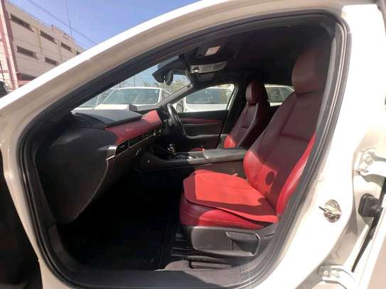 MAZDA 3 SkyactiveX Sunroof petrol 2019 image 7