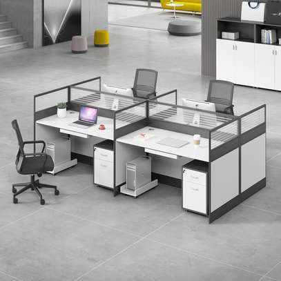 Office 4-Way Modular Workstation image 2