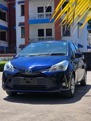 Toyota vitz hybrid image 3