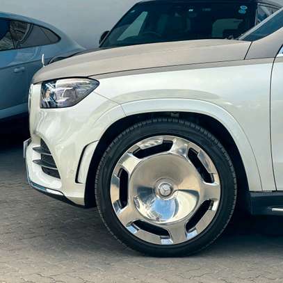 Mercedes Benz AMG GLS400d Facelift Maybach 2021 image 5
