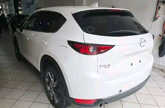 Mazda CX-5 SUV White Alloy Wheels image 11