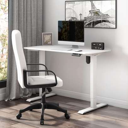 Height adjustable electric standing desk image 2