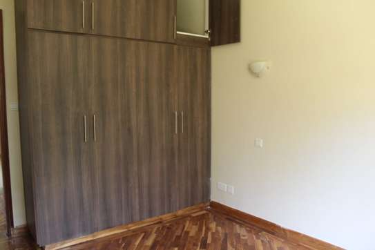 a four bedrooms house for sale in Edenville Estate. image 10