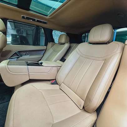 Land Rover Vogue Autobiography 2023 image 9
