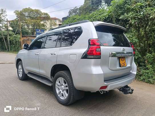 LAND CRUISER PRADO TXL DIESEL J150 SERIES image 3