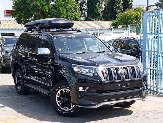 Toyota landcruiser Prado image 12