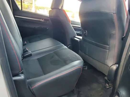 Toyota pick-up GR sport image 6