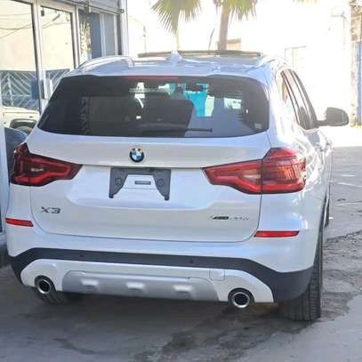 BMW x3 sunroof image 3