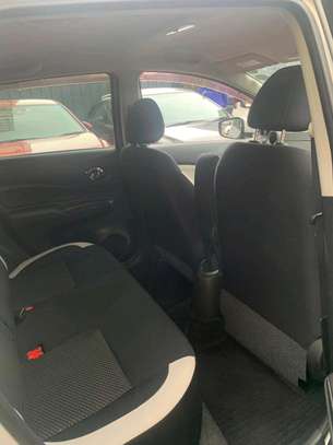 Toyota Noah black color fully loaded 2018 model image 3