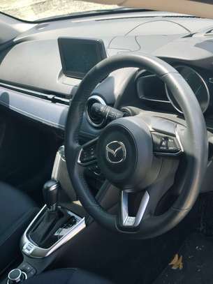 MAZDA 2 image 6