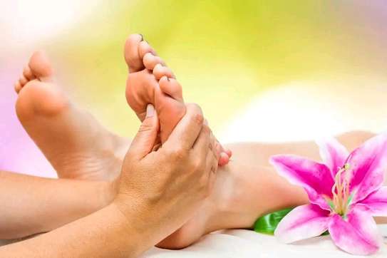 Professional massage services for ladies at home at Bamburi image 4