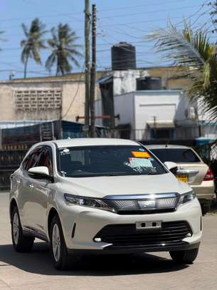 Toyota Harrier white 2019 2wd image 9