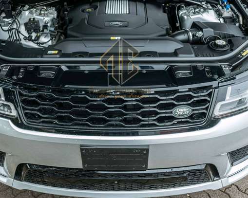 2019 Range Rover Sport HSE diesel image 8