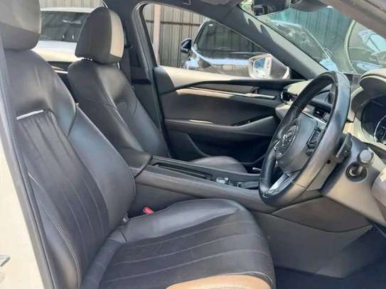 Mazda Atenga petrol image 5
