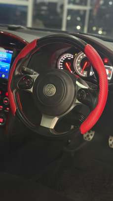 Toyota GT86 New shape on offer image 3