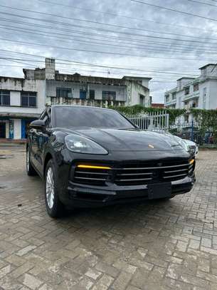 Porche cayenne image 2