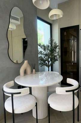 Modern Dining image 3