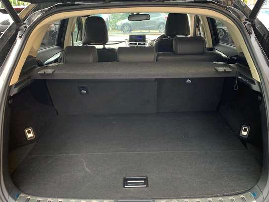 Lexus Nt 200 image 10
