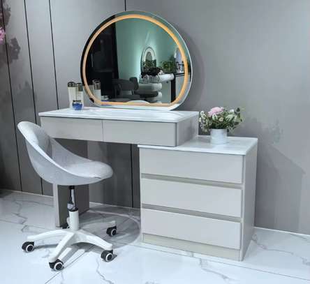 Modern Vanity Makeup Table image 6