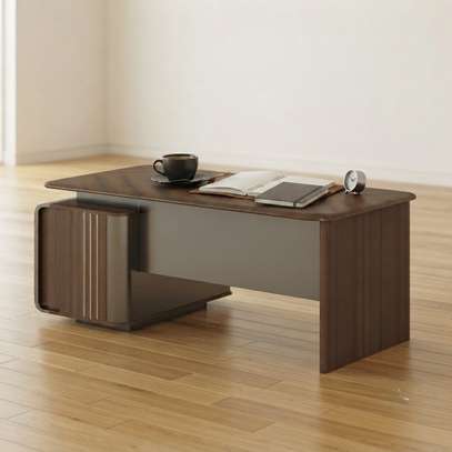Office Desks : 1400mm Executive Office Desk image 2