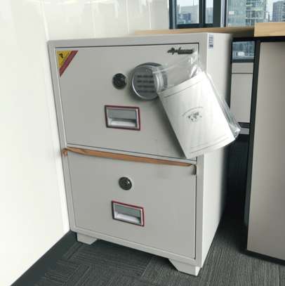 Fireproof Safe;2-Drawer Diplomat Fireproof Safebox image 3