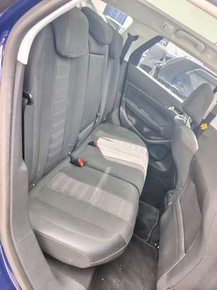 PEUGEOT 308 image 6