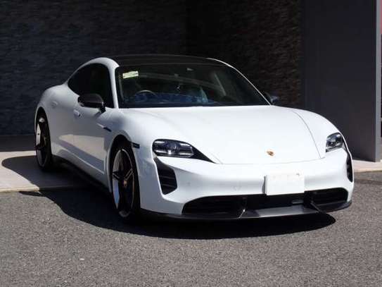 2021 PORSCHE TAYCAN TURBO S image 3