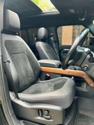 2021 Land Rover defender 110 image 2