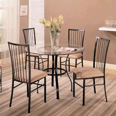 Classic modern 4 seater round dining set image 15
