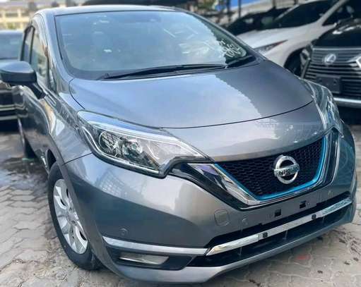 Nissan Note medalist image 5