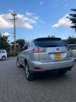 TOYOTA HARRIER image 9
