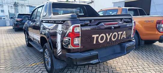 Toyota Hilux Double cabin 2019 image 11