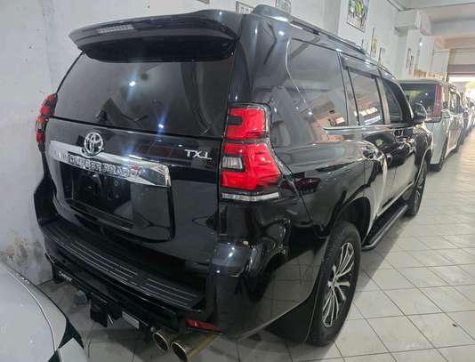 Toyota landcruiser Prado TXl image 6